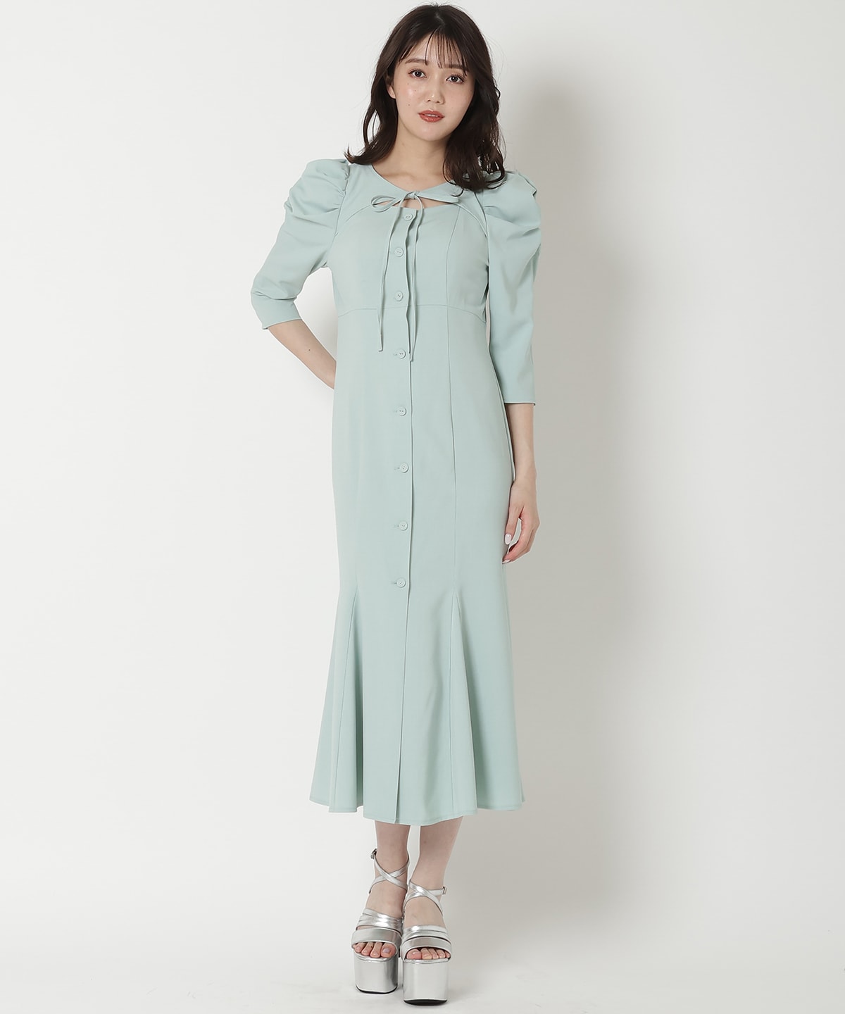 デコルテリボンあきマーメイドワンピース