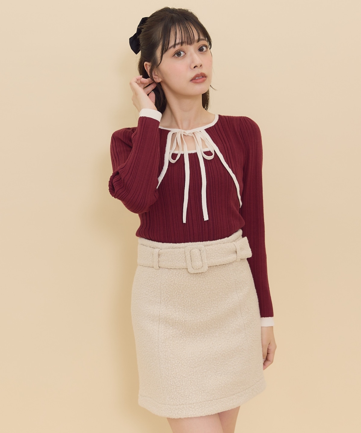 ベルティッドブークレミニスカート