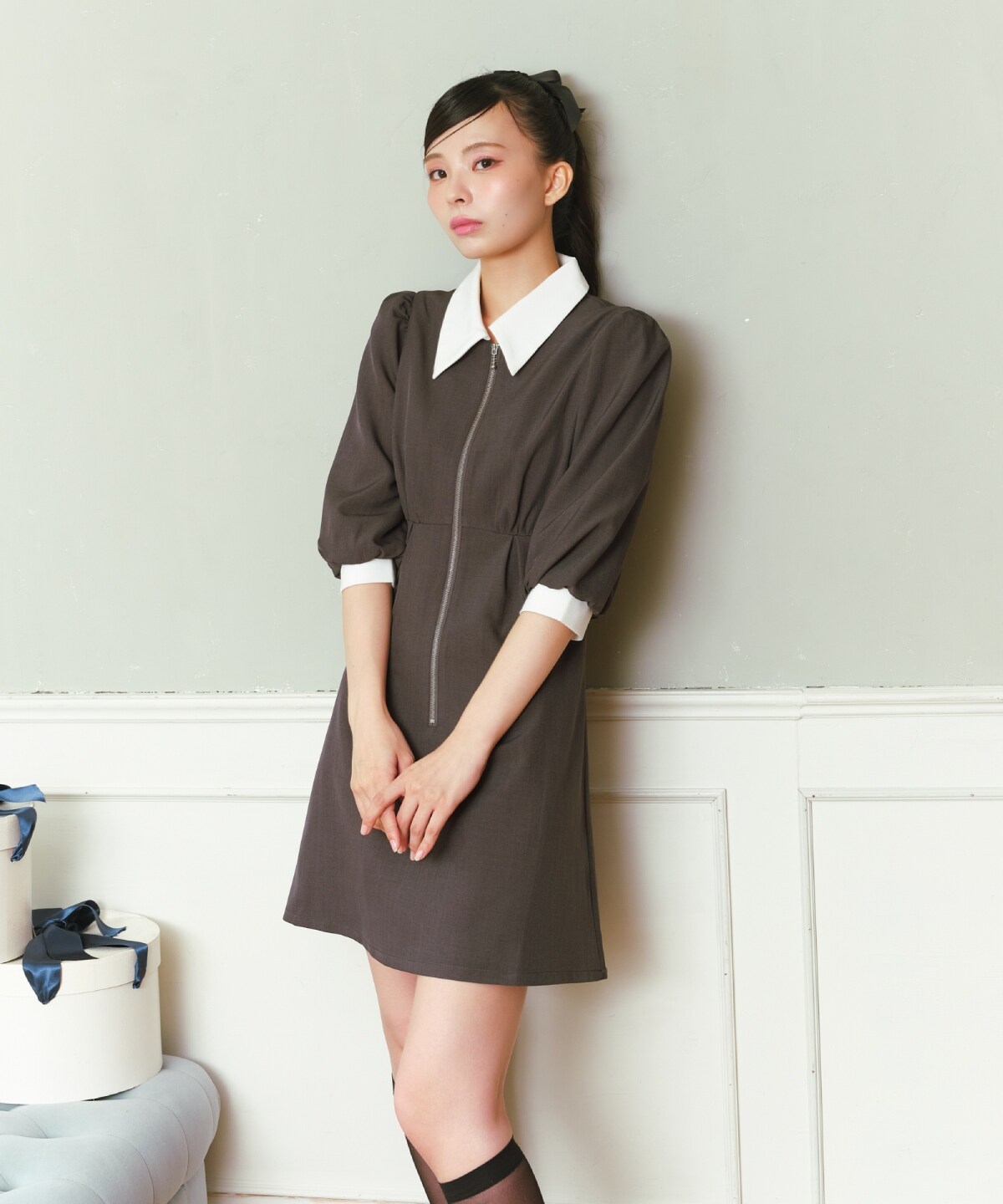 【オンラインショップ・ルミネ店限定】バイカラーフロントジップミニワンピース