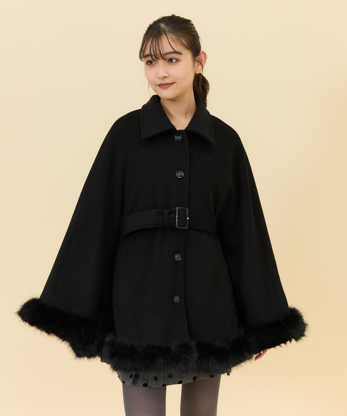 ファーケープデザインコート