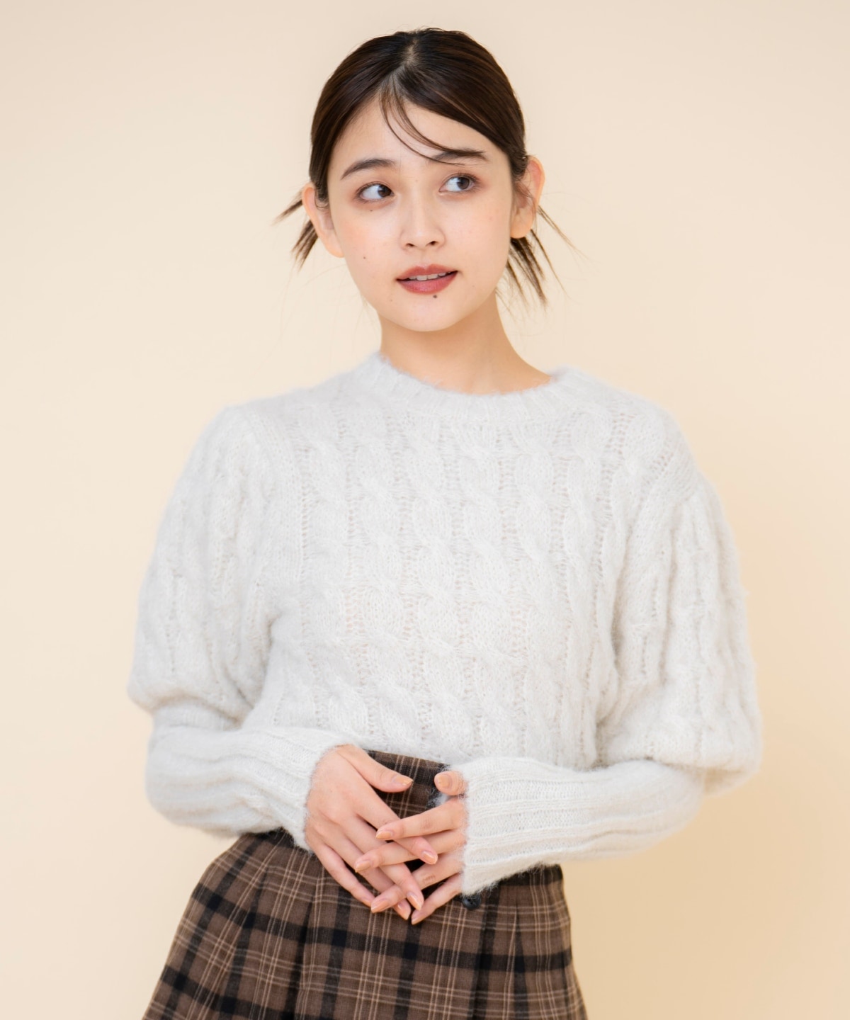 ケーブルパフスリーブニットトップス
