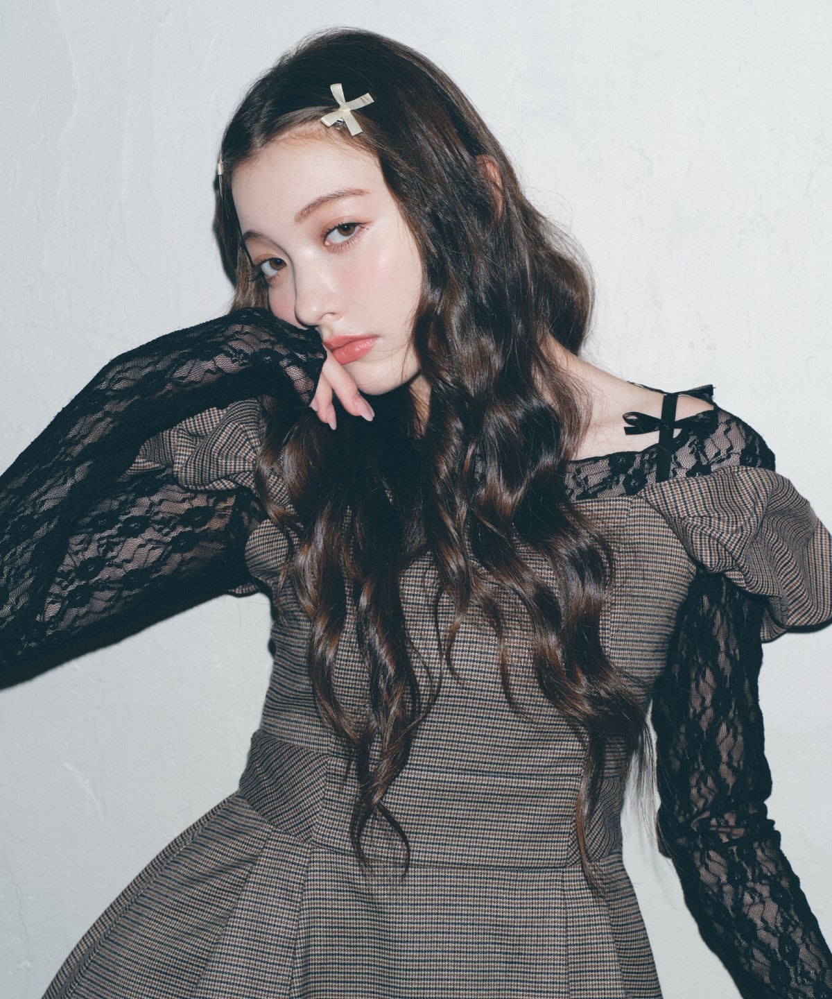 ローズブローチレーストップス