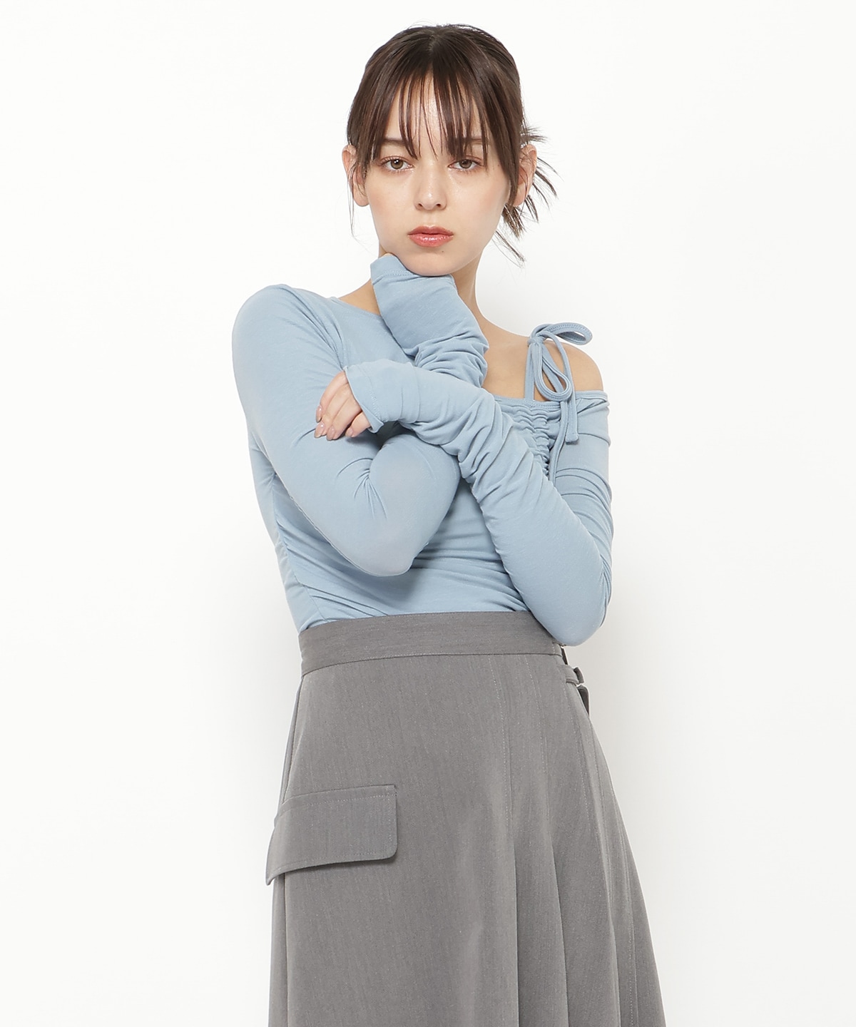 シャーリングリボンアシメトップス