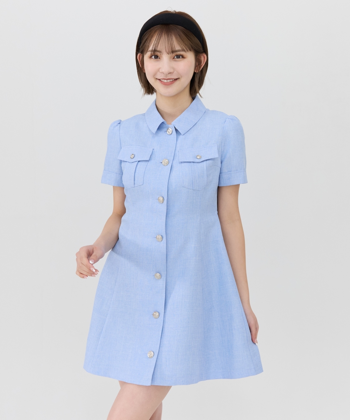 エンブレムボタンシャツワンピース