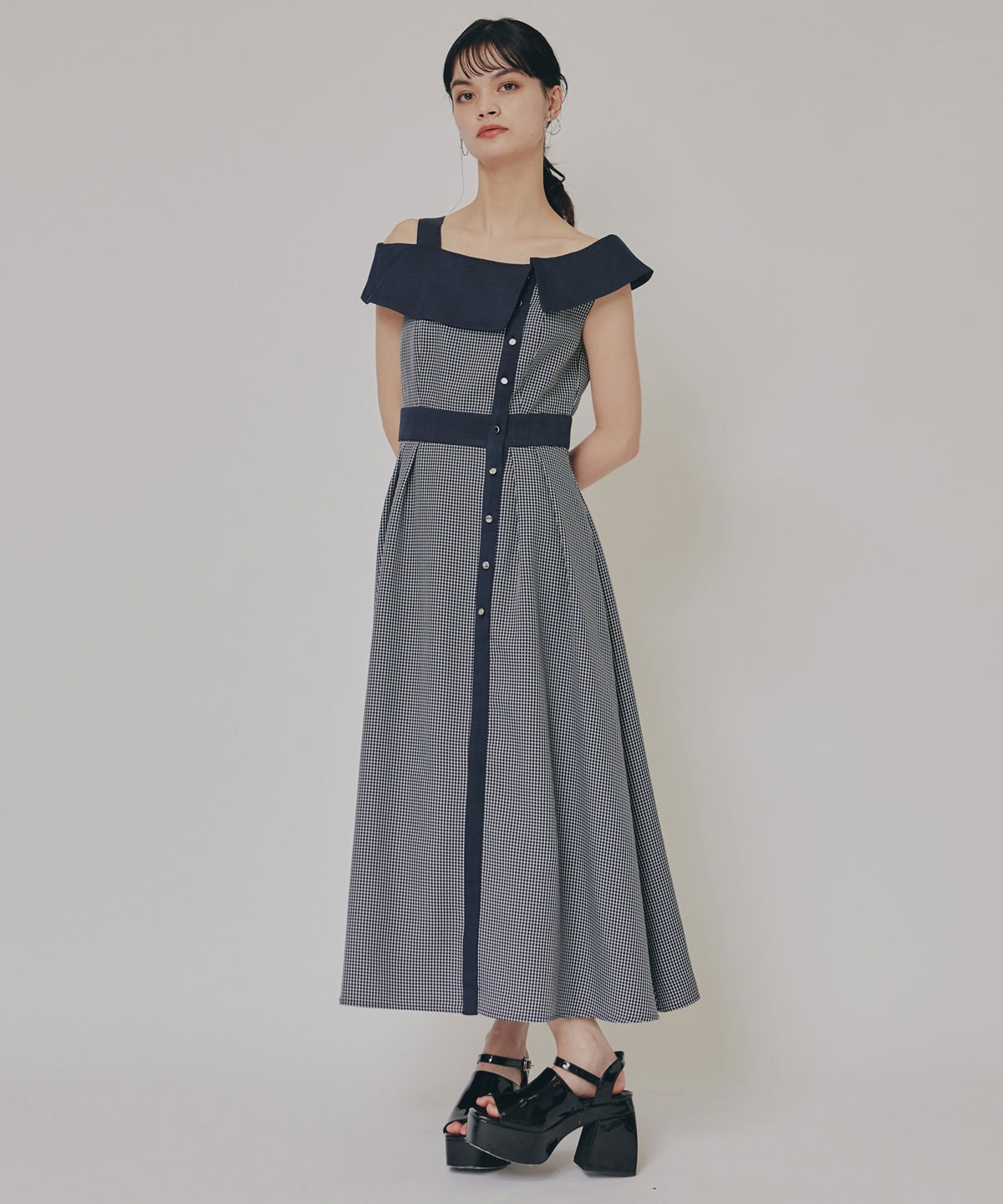 バイカラーアシメショルダーワンピース