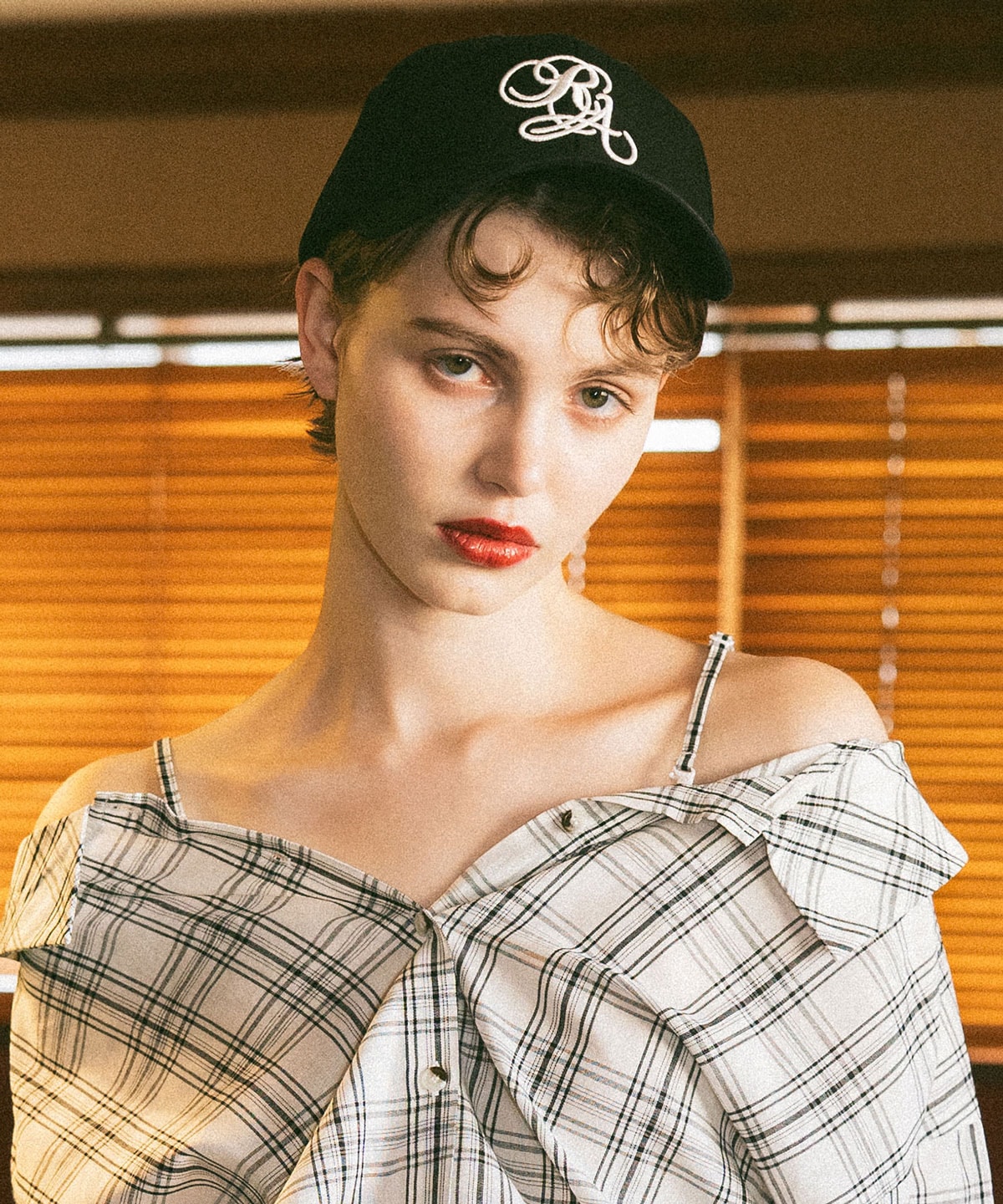 オリジナルロゴ刺繍キャップ