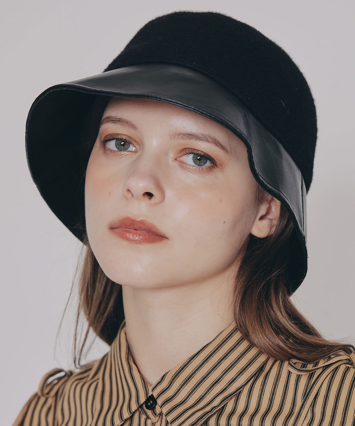 レザーコンビバケットハット