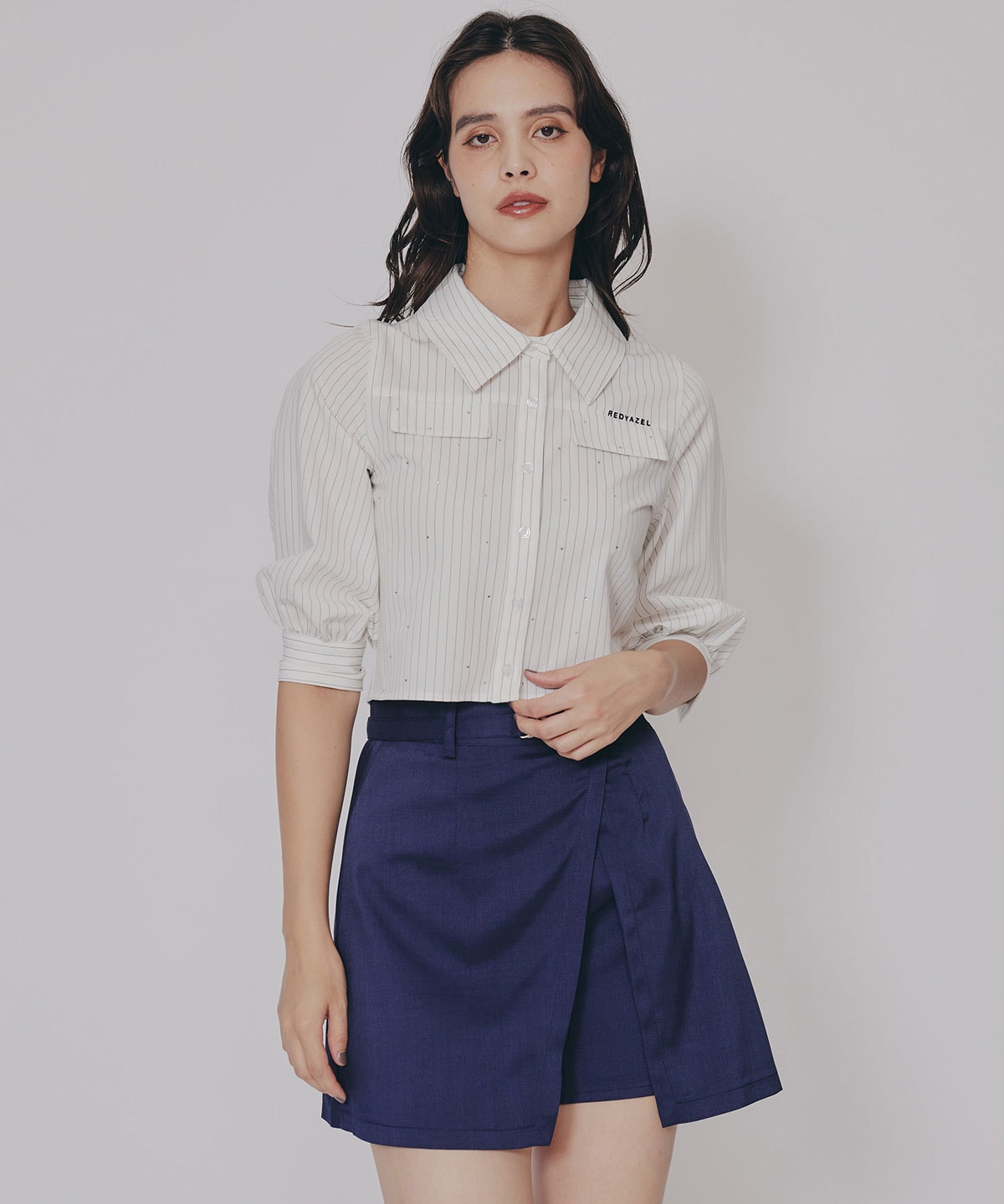 ビジューロゴストライプシャツブラウス