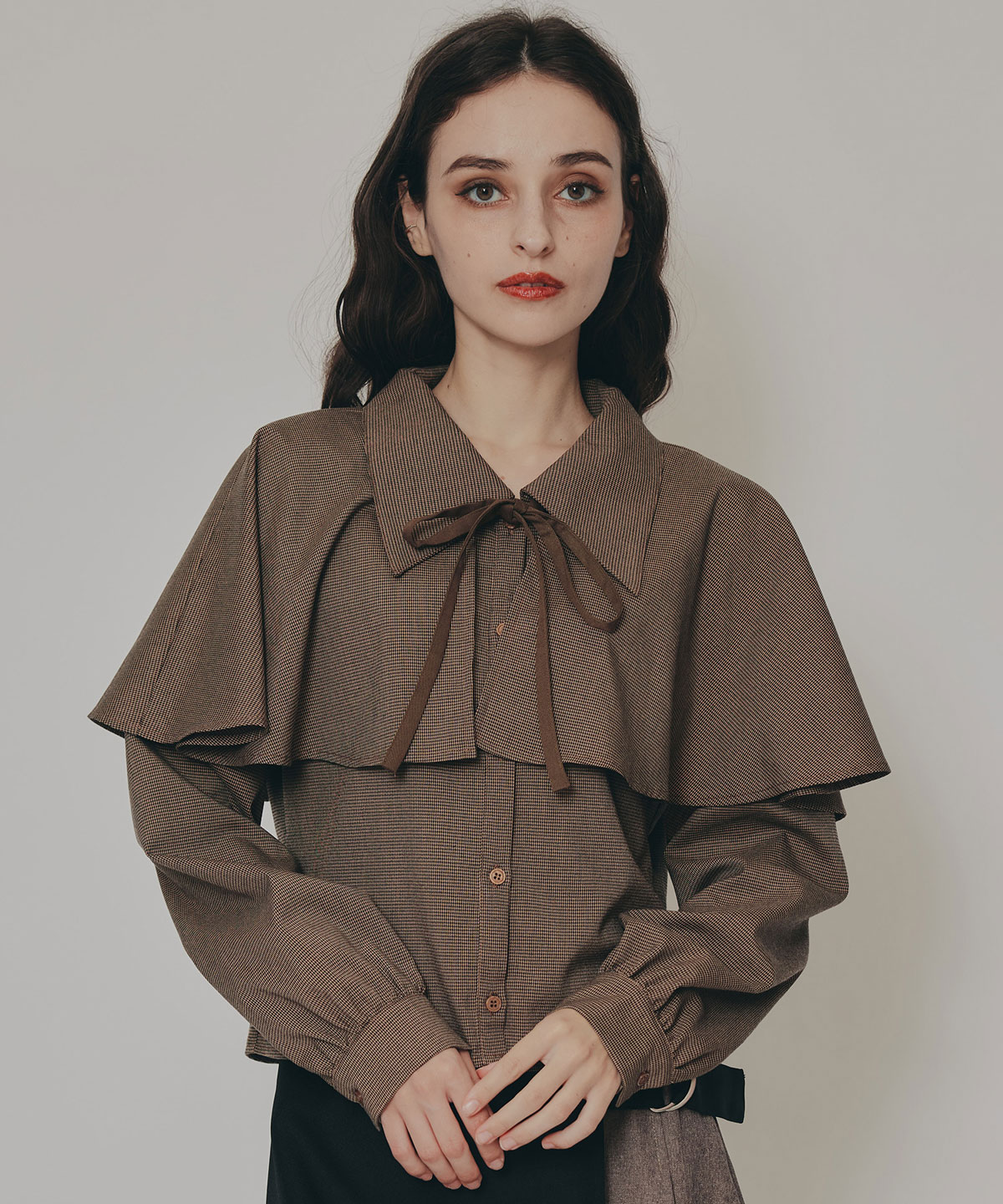 ケープライクグレンチェックリボンタイブラウス
