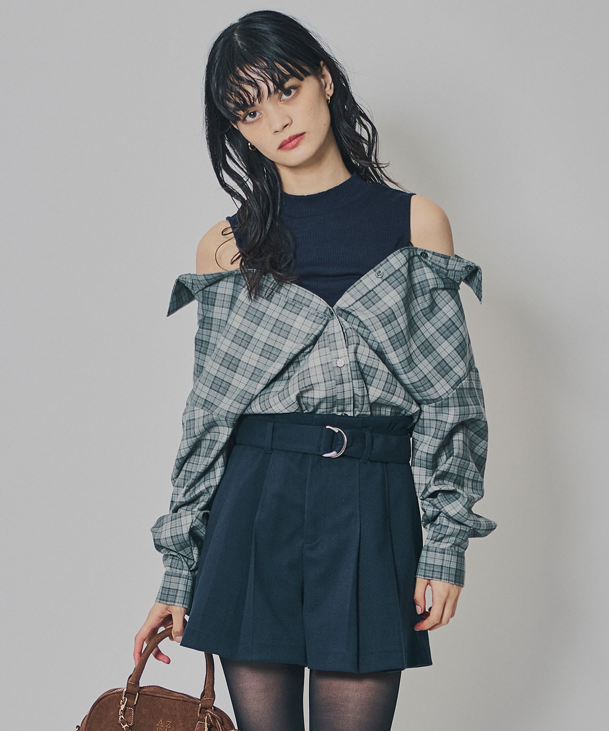 マルチウェイオフショルチェックシャツ×タンクトップ