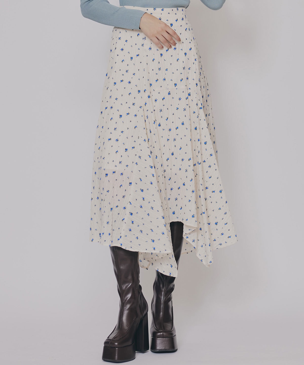 ミニフラワーイレヘムロングスカート