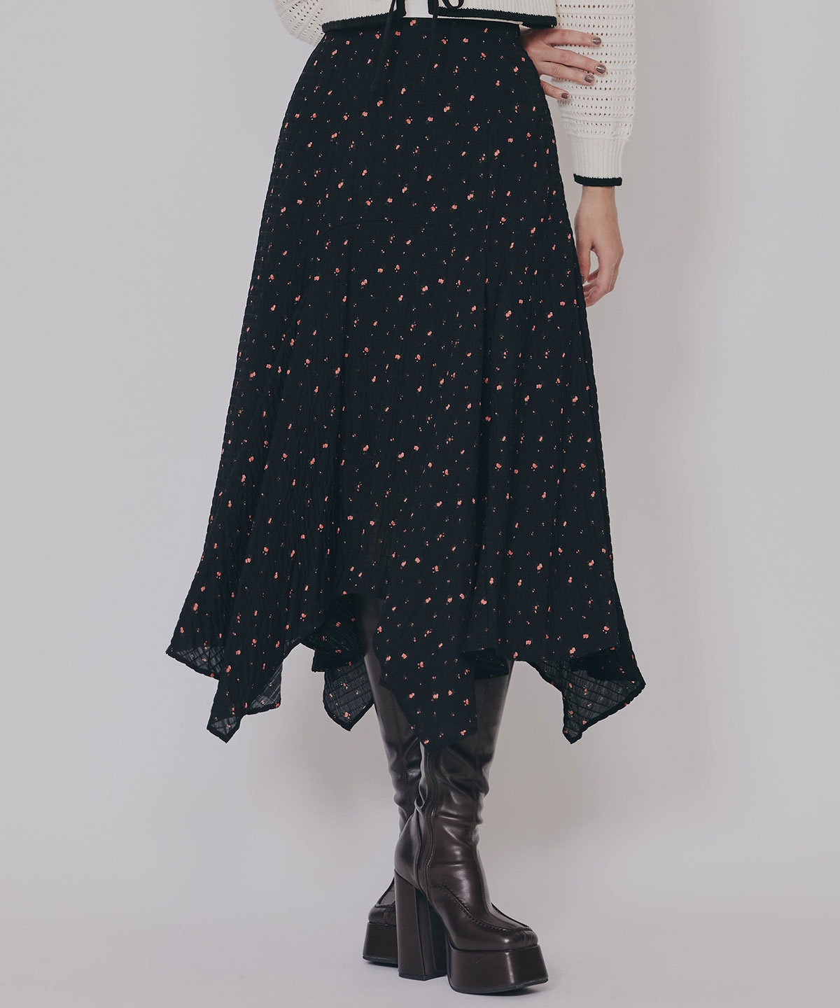 ミニフラワーイレヘムロングスカート