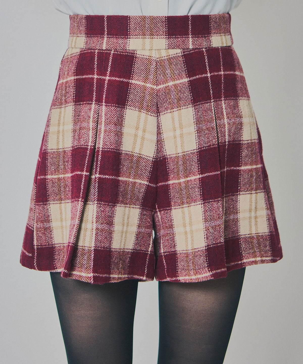 チェックタックショートパンツ