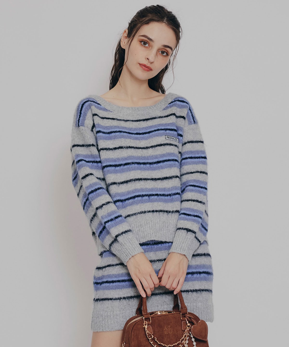 フラッフィニットボーダープルオーバー×タイトミニスカートセットアップ