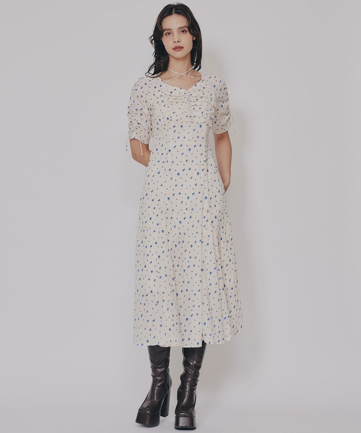 ミニフラワーイレヘムロングワンピース