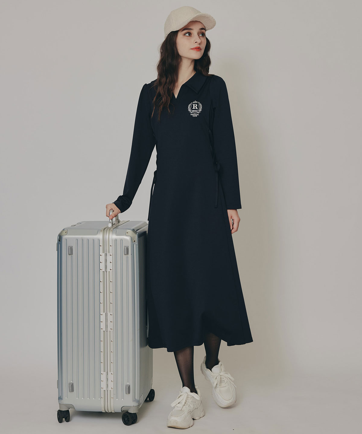 エンブレムサイドレースアップロングスリーブワンピース