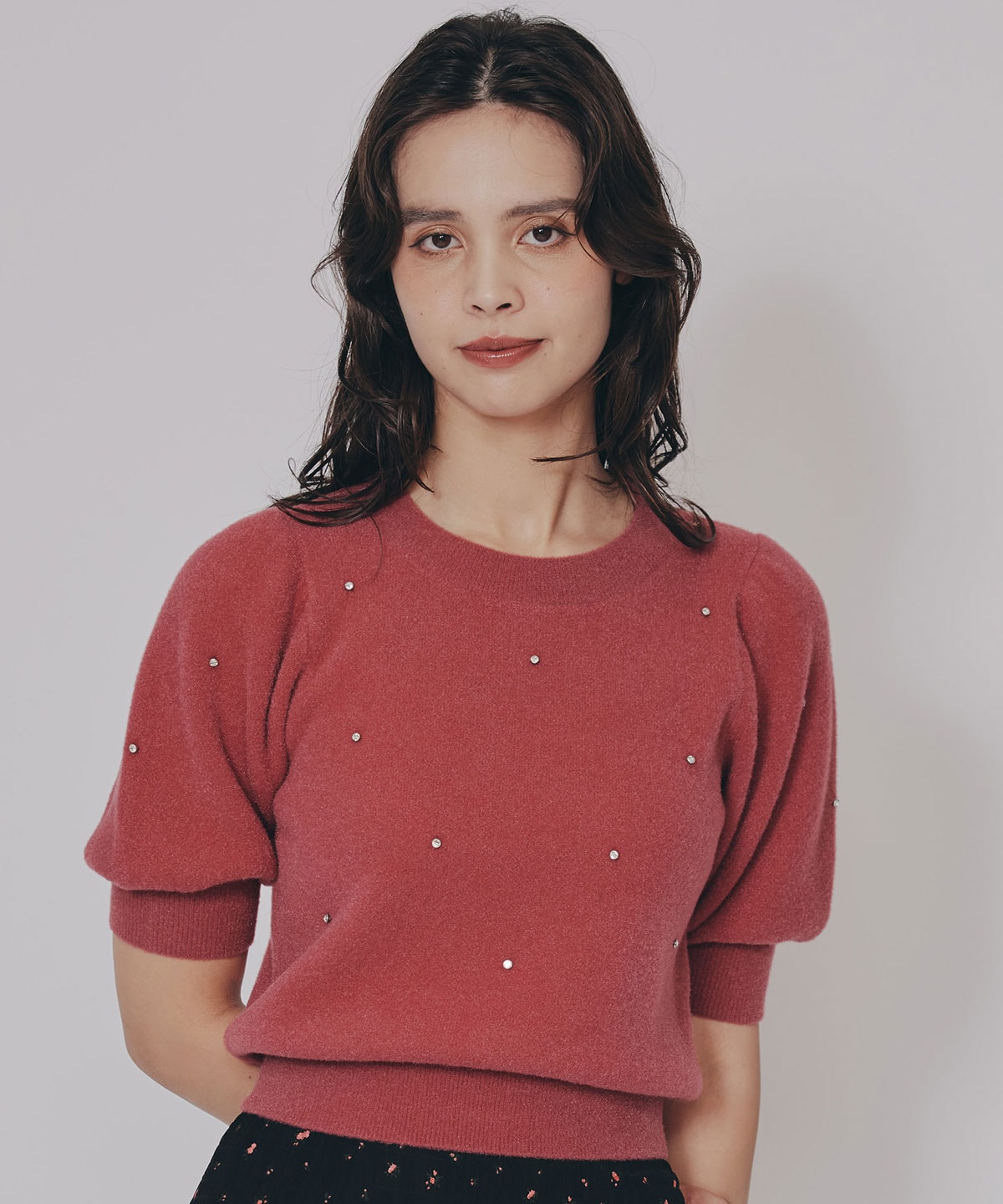 ビジューパフスリーブニットトップス