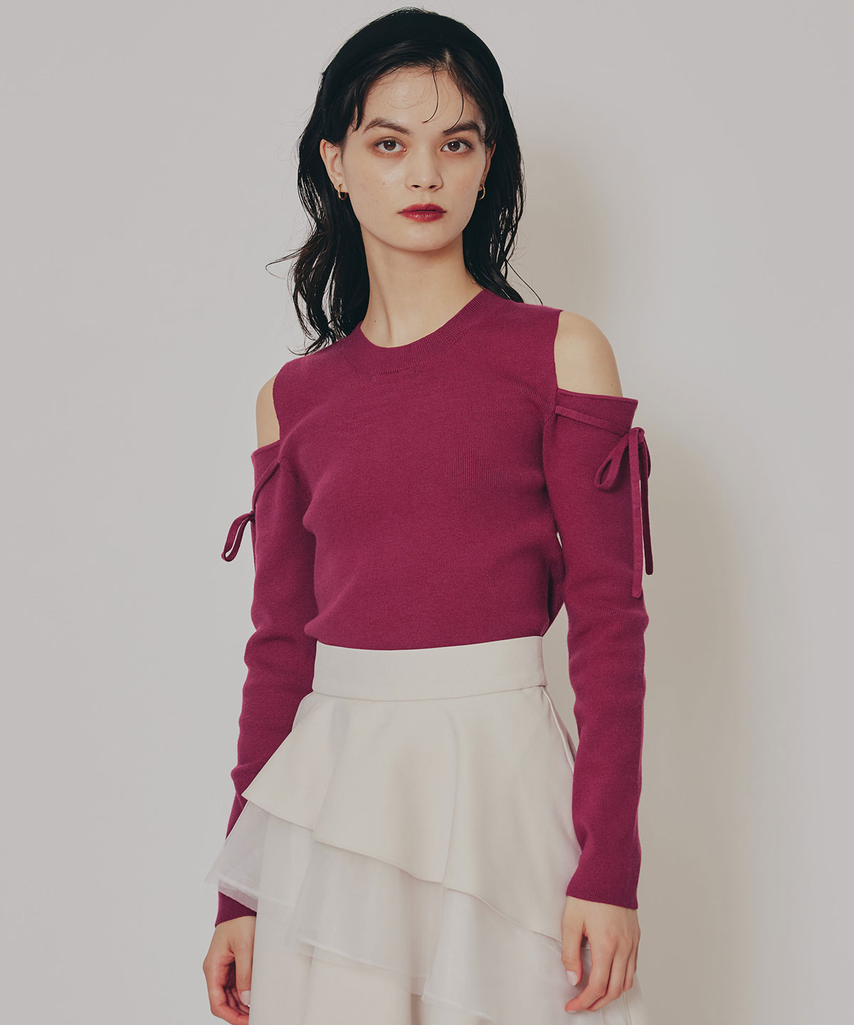 リボンオフショルダーニットトップス