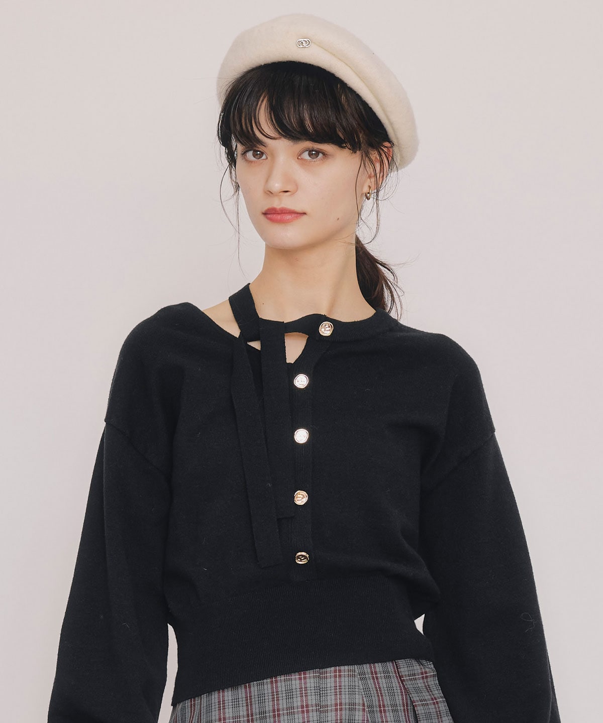 アシメカットデザインニットプルオーバー