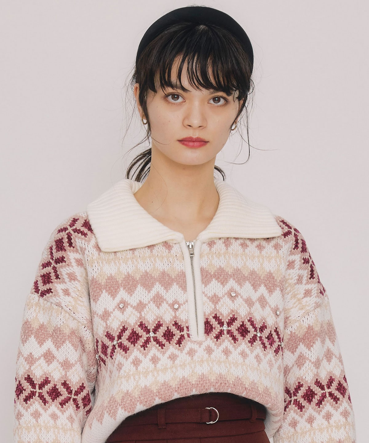 ビジューノルディックデザインニットプルオーバー