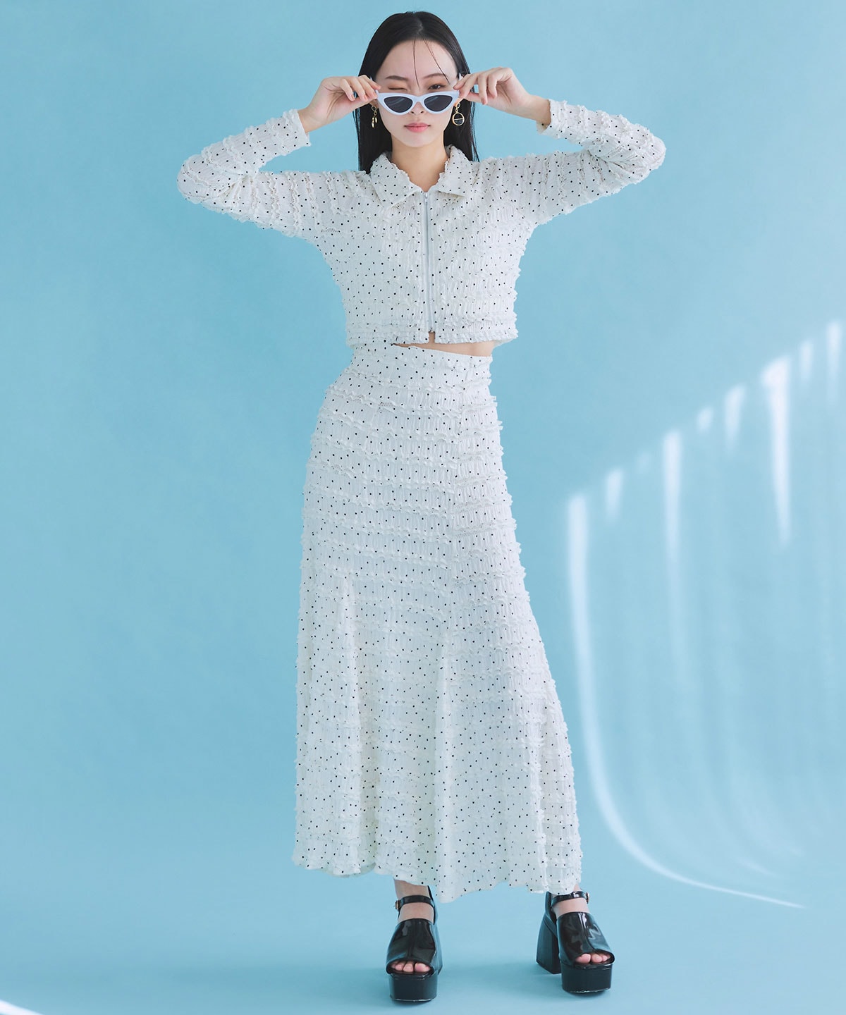 ミニフリルZIPブラウス×ミニフリルフレアロングスカートセットアップ