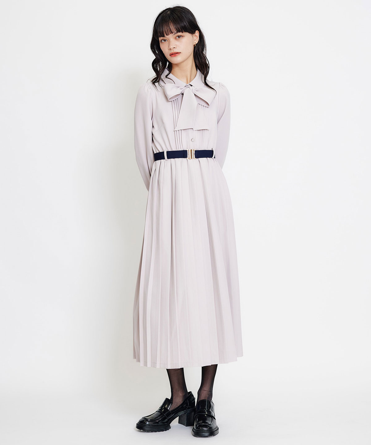 リボンタイプリーツロングシャツワンピース