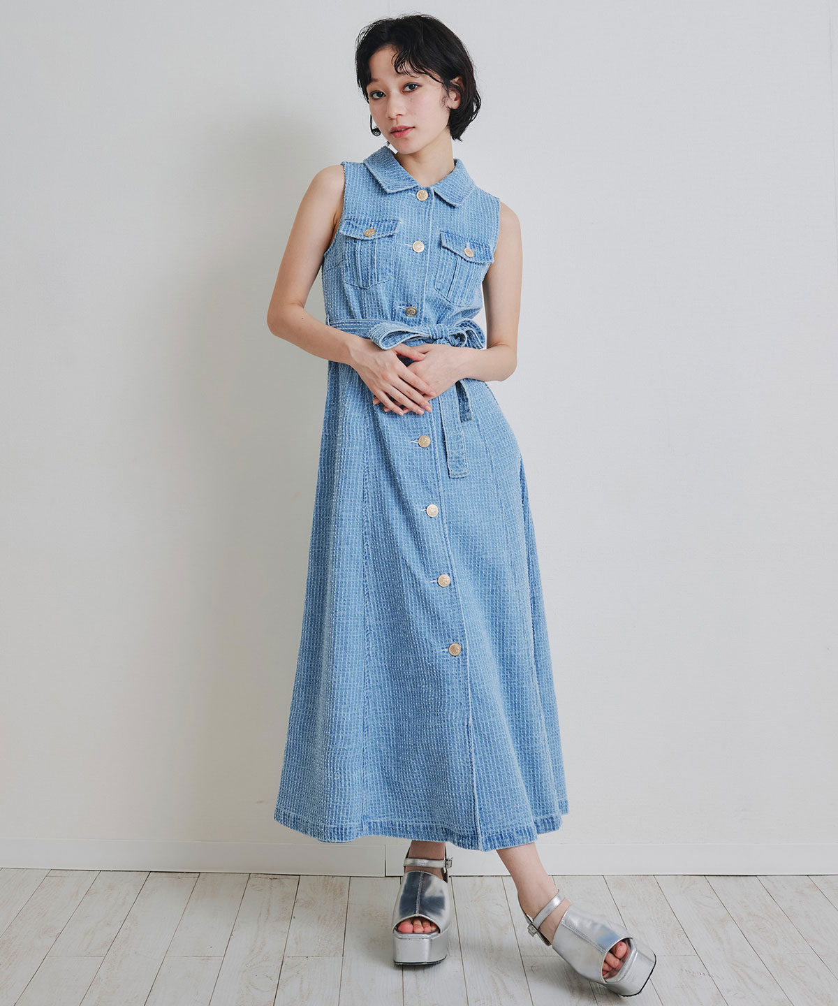レーザーカットデニムロングシャツワンピース