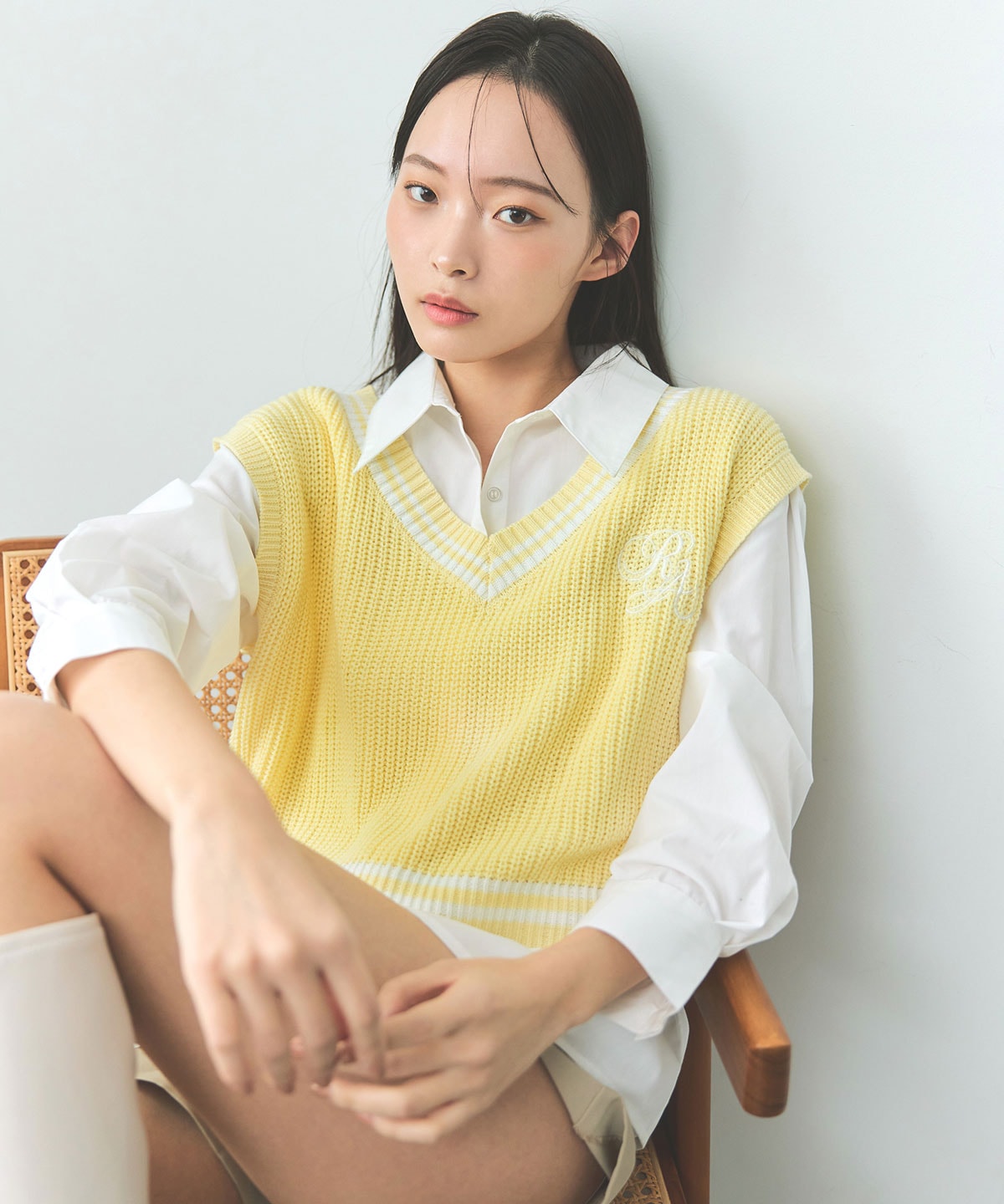 カレッジライクラインベスト×シャツブラウス