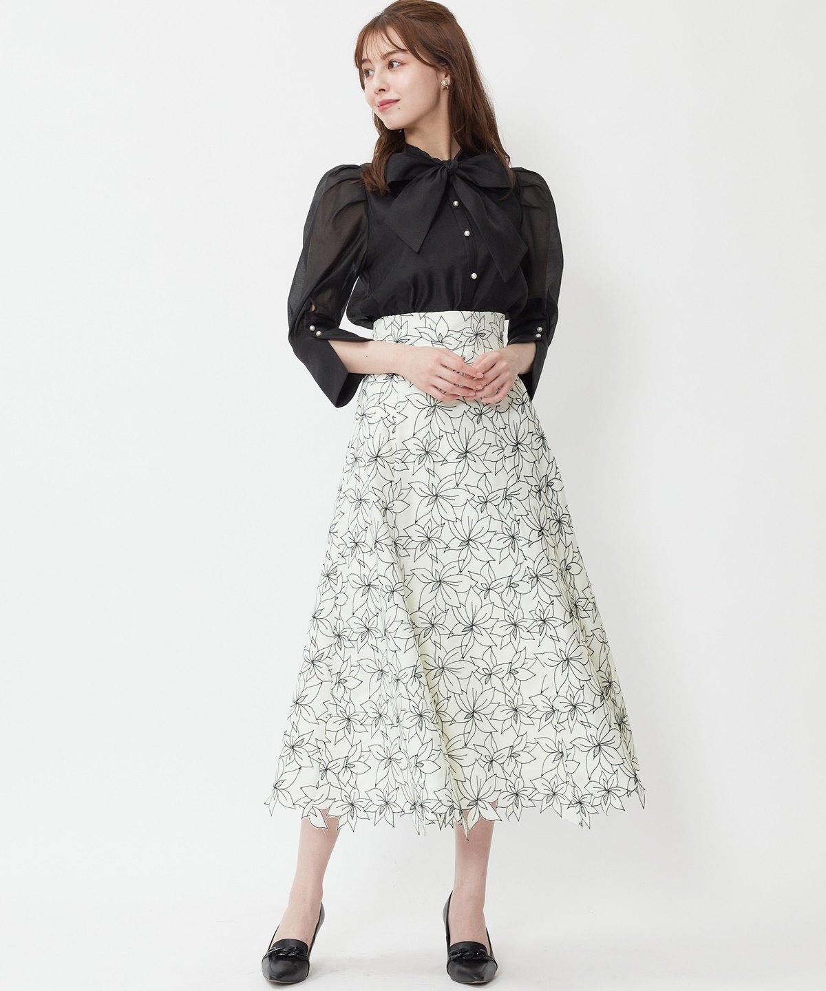 オリジナル刺繍フラワーフレアスカート