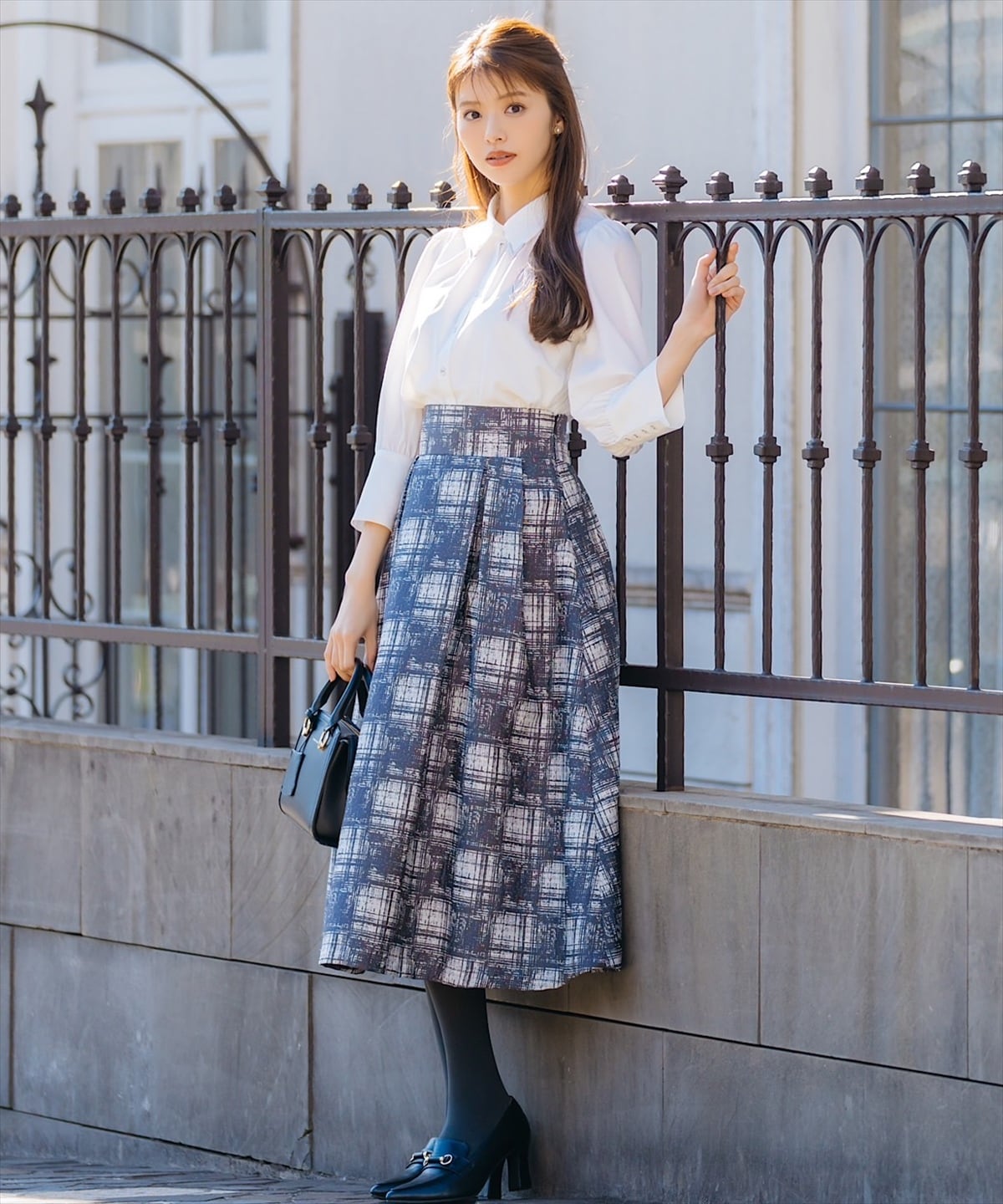 アートチェックタックフレアスカート