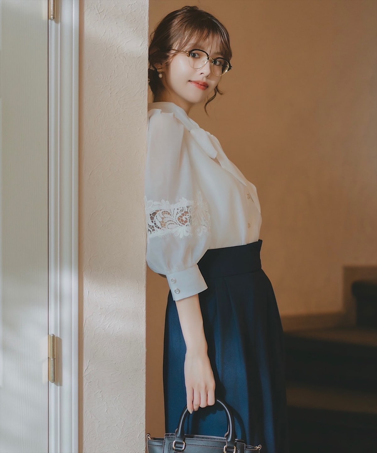 レース切替スリーブシアーボウタイブラウス