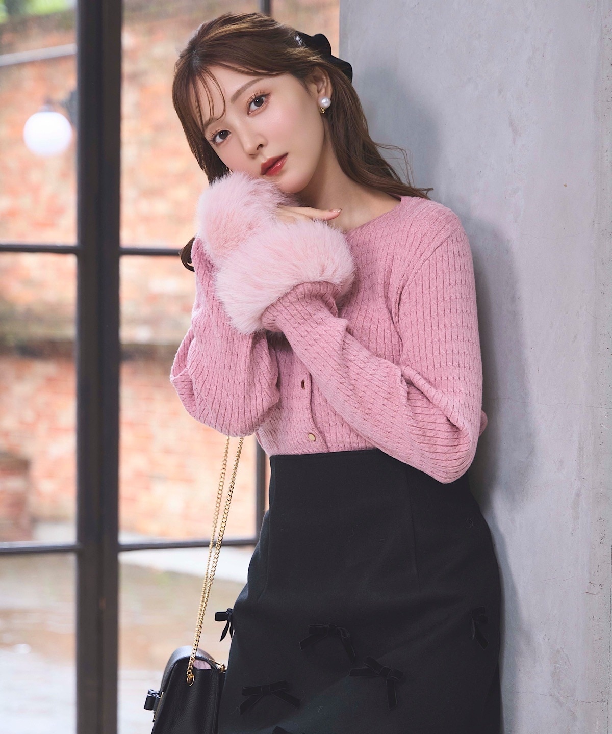 【Swingle】袖ファーミニケーブルカーディガン