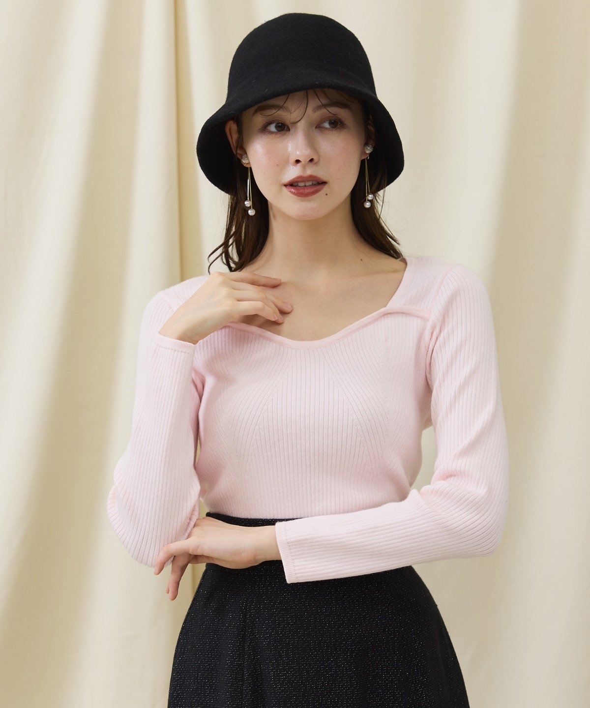 デコルテビスチェリブニットプルオーバー