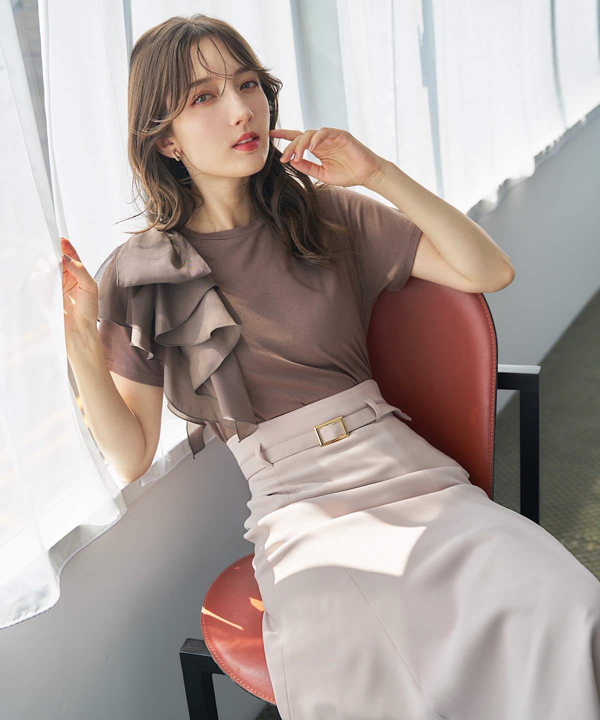 ショルダーリボンラッフルTシャツ