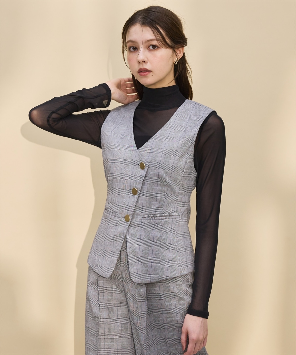 アシメコンパクトジレ