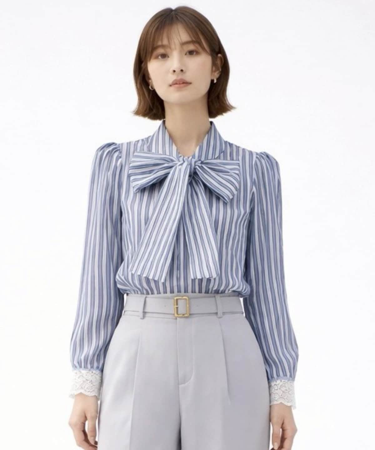 カフスレースボウタイブラウス