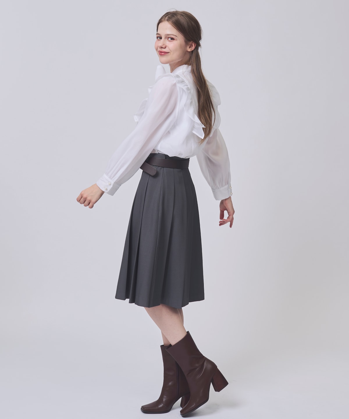 【2/20(Fri)発売】ベルト付きプリーツミディ丈スカート