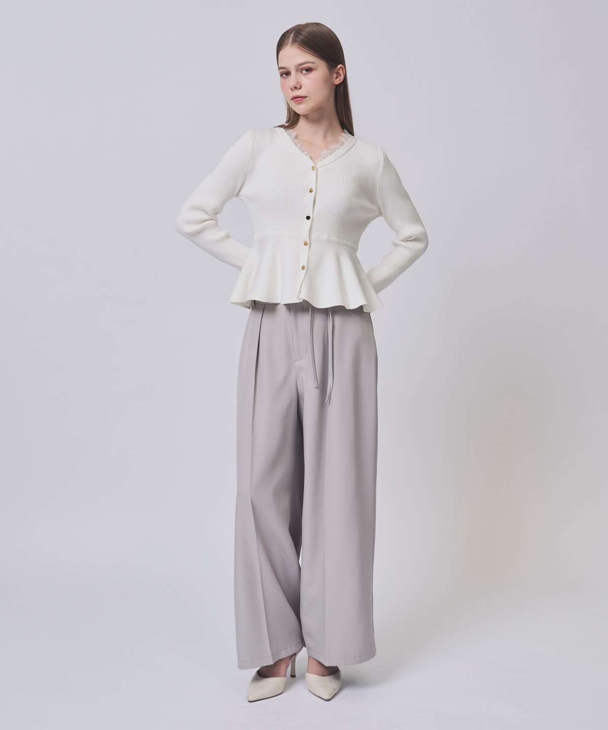 【2/27(Fri)発売】リボンベルトタックフレアワイドパンツ