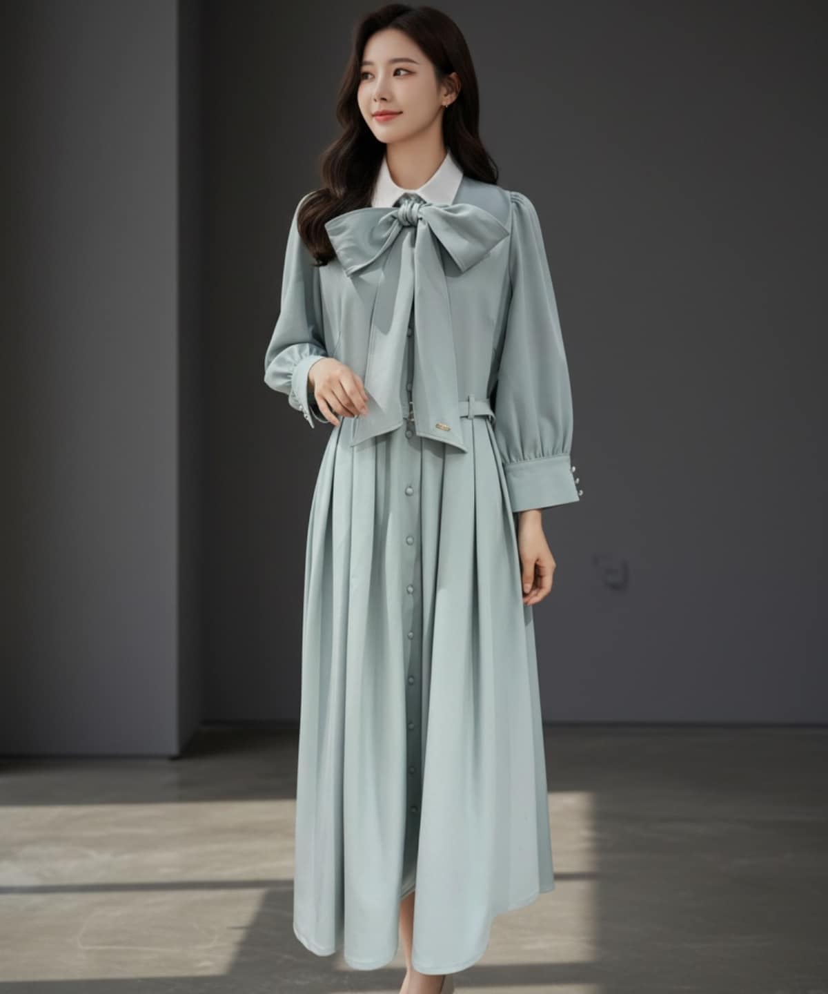 【2/13(Fri)予約開始】リボンタイ付き白襟タックフレアワンピース