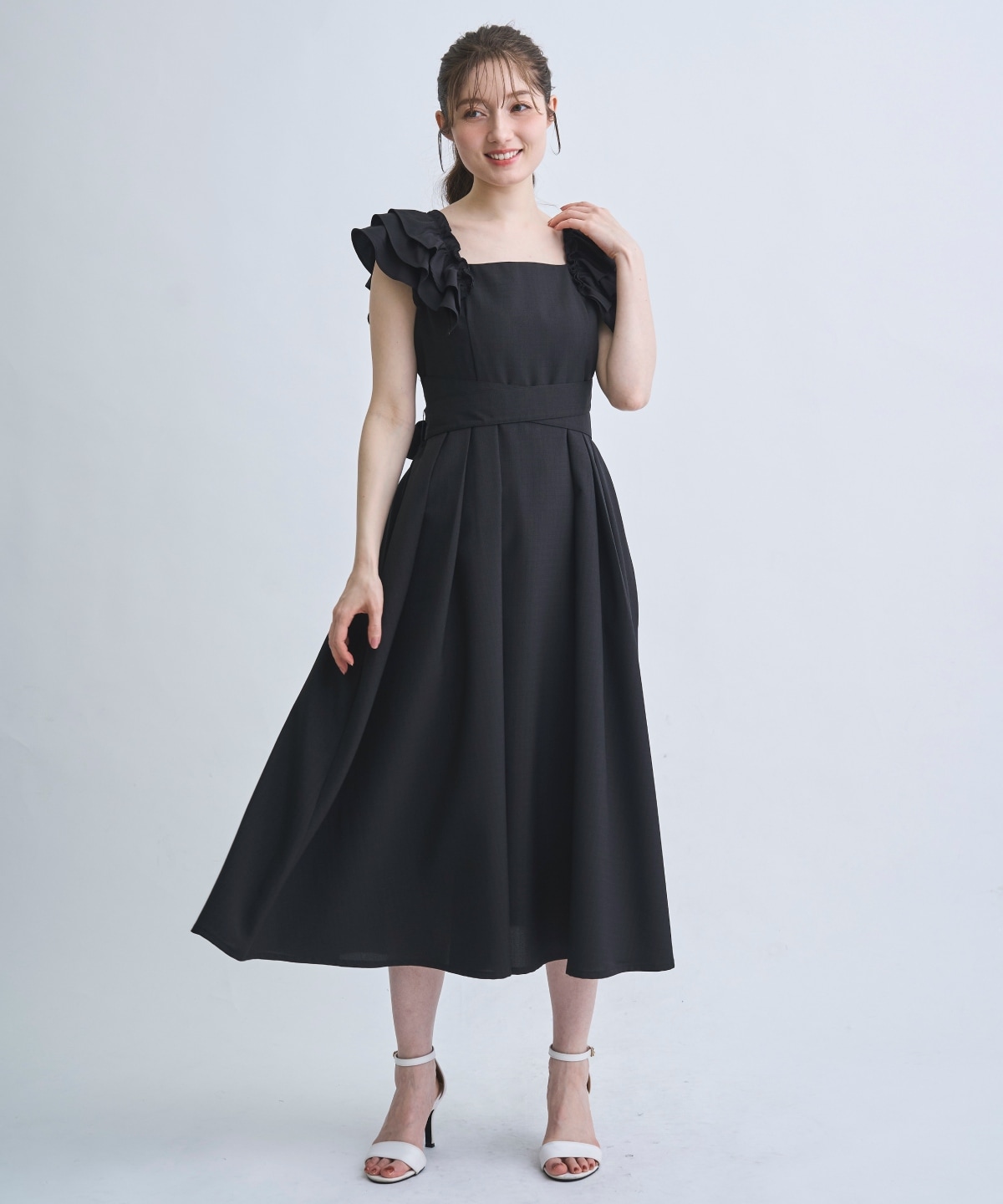 【3/19(Thu)予約開始】バックリボン袖フリルワンピース