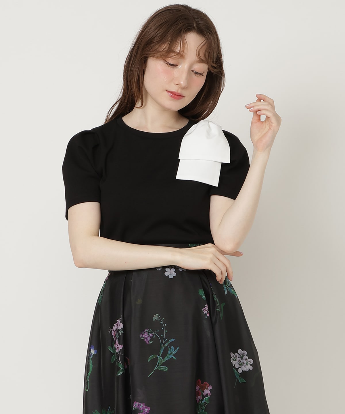 【5/8(Fri)発売】ショルダーリボンカットソー