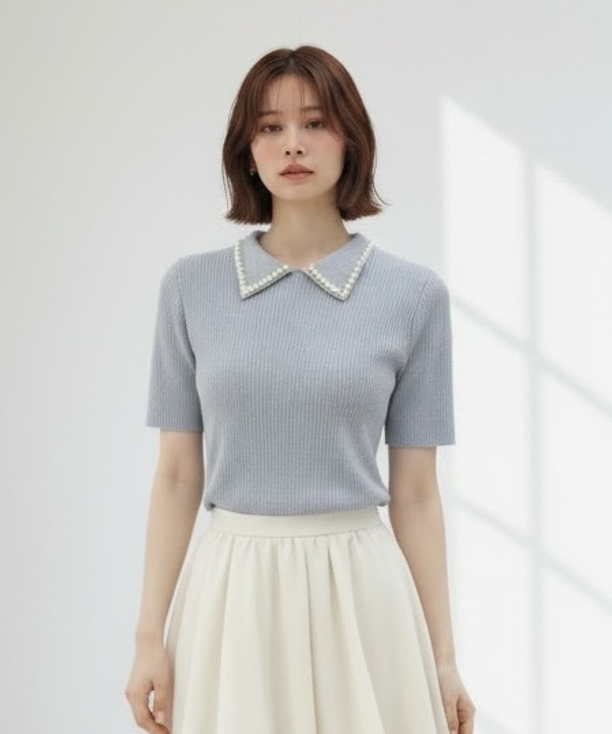 ビジューパールトリミングリブニット