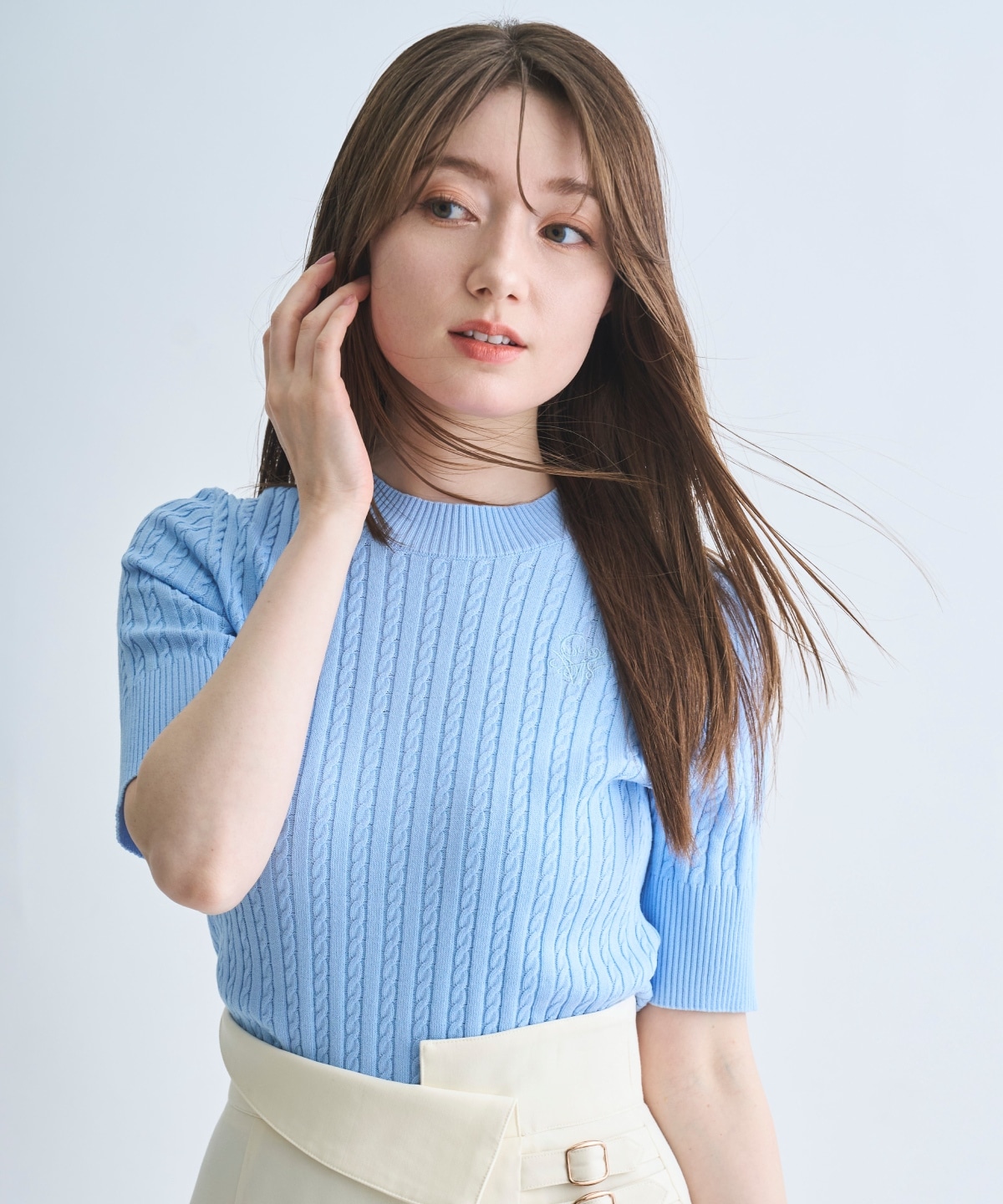 【4/10(Fri)発売】刺しゅう入りケーブニットプルオーバー