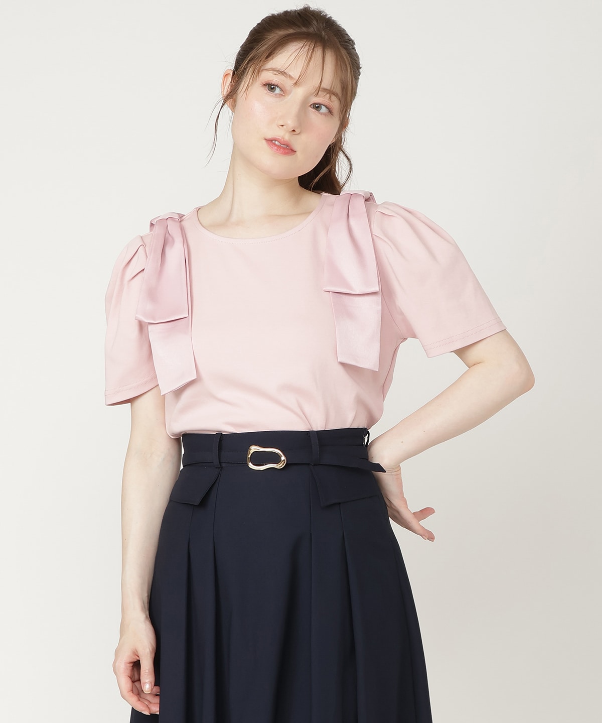 【6/11発売】ショルダーリボンTシャツ