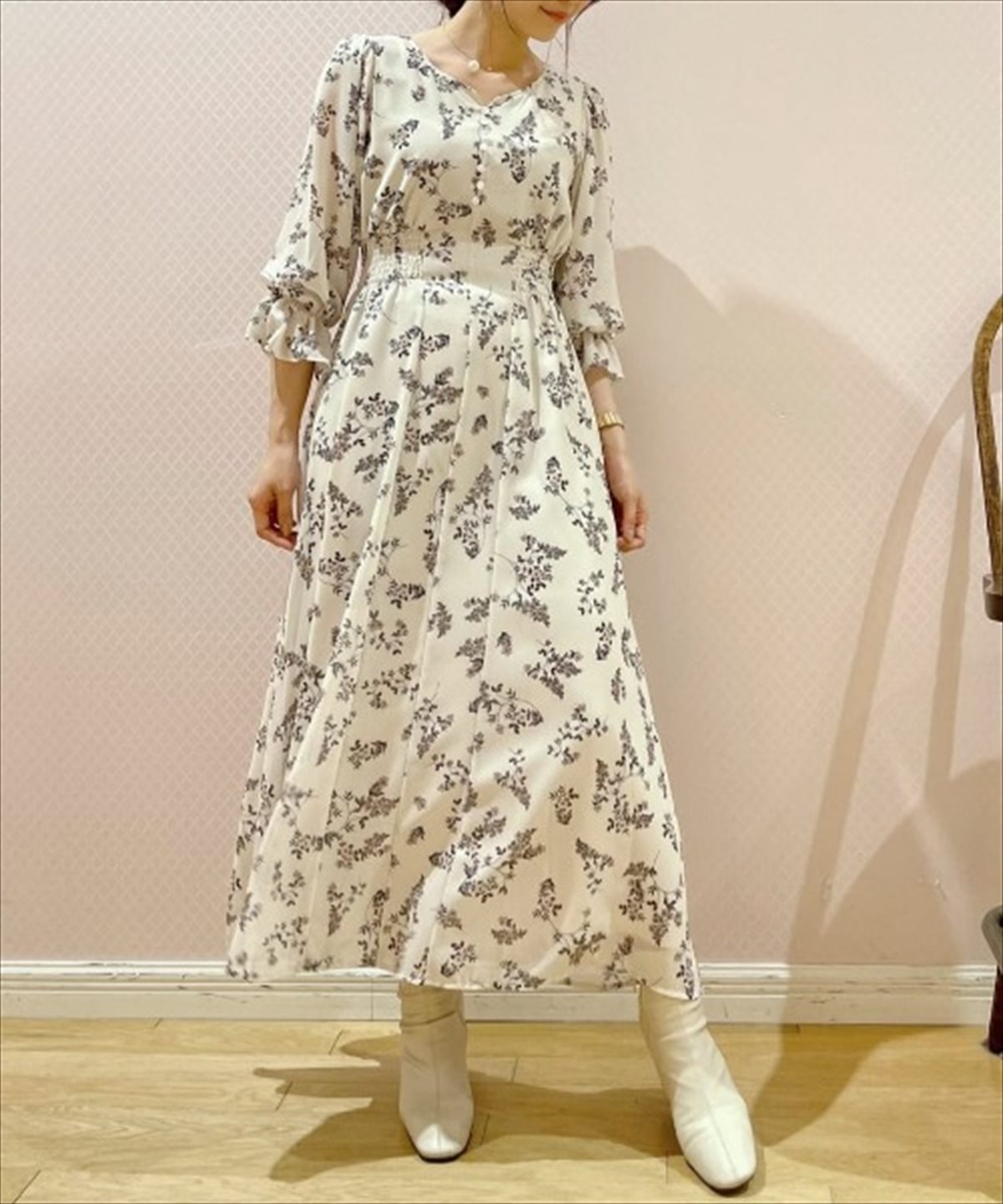 予約限定 カスタムフラワーハートネックワンピース M 小花ベージュ Willselection 公式オンラインショップ バーンデストローズ