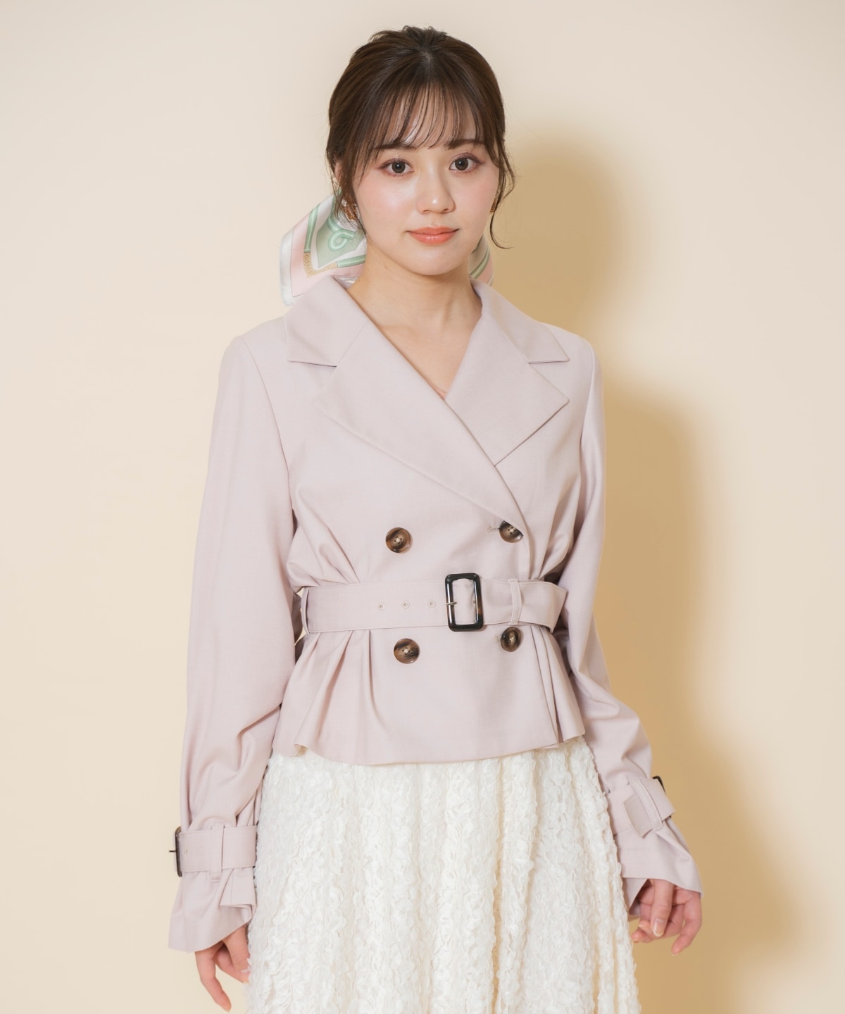 ギャザー袖ショートトレンチ