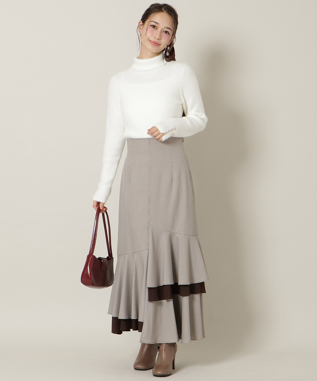 アシンメトリーレイヤードヘムスカート