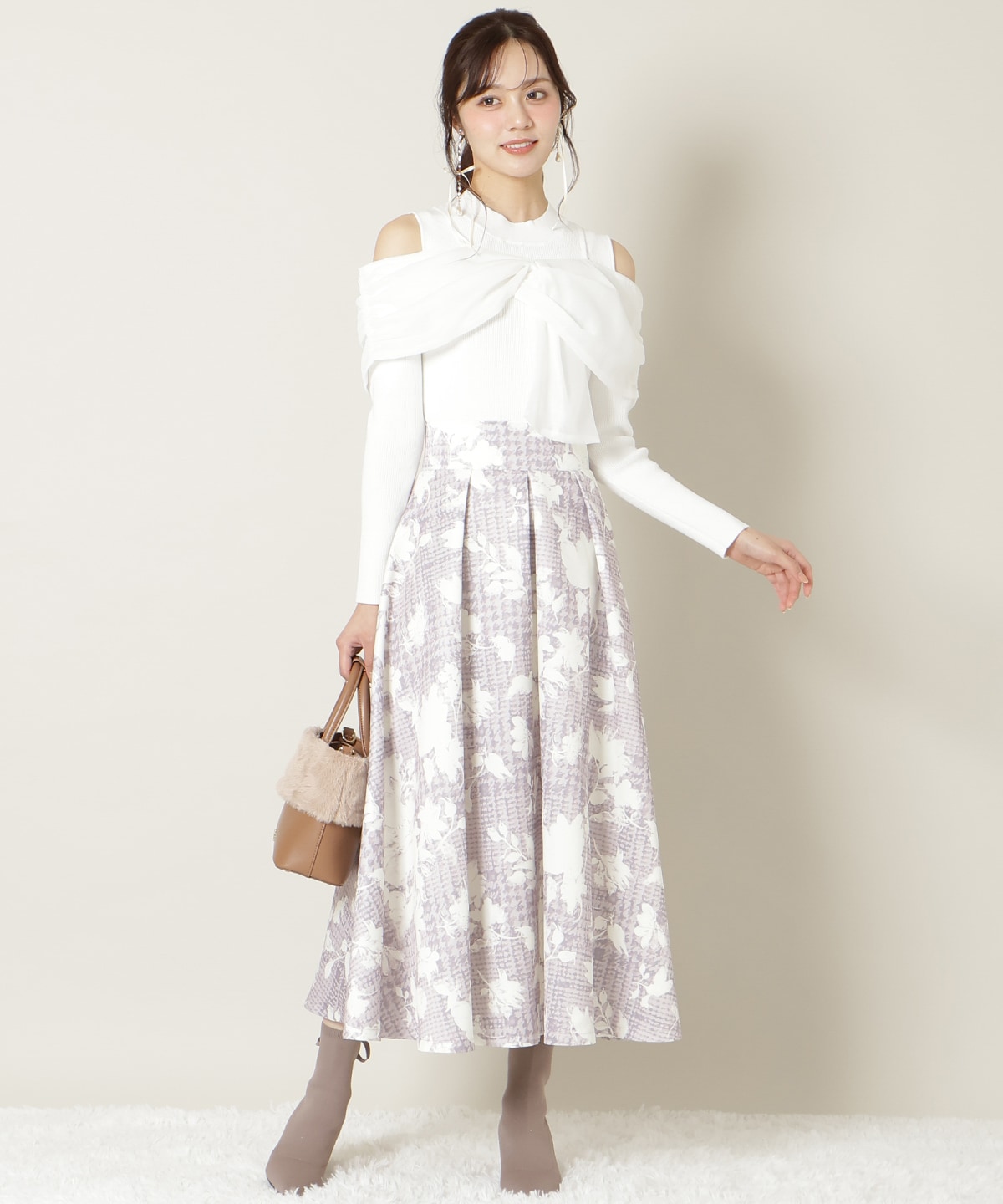 千鳥フラワープリントボリュームタックスカート