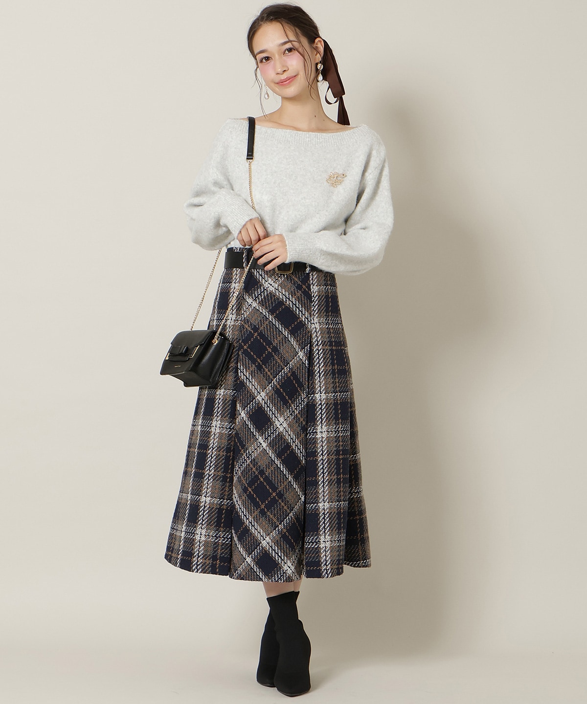 ベルト付きツイードミディ丈スカート