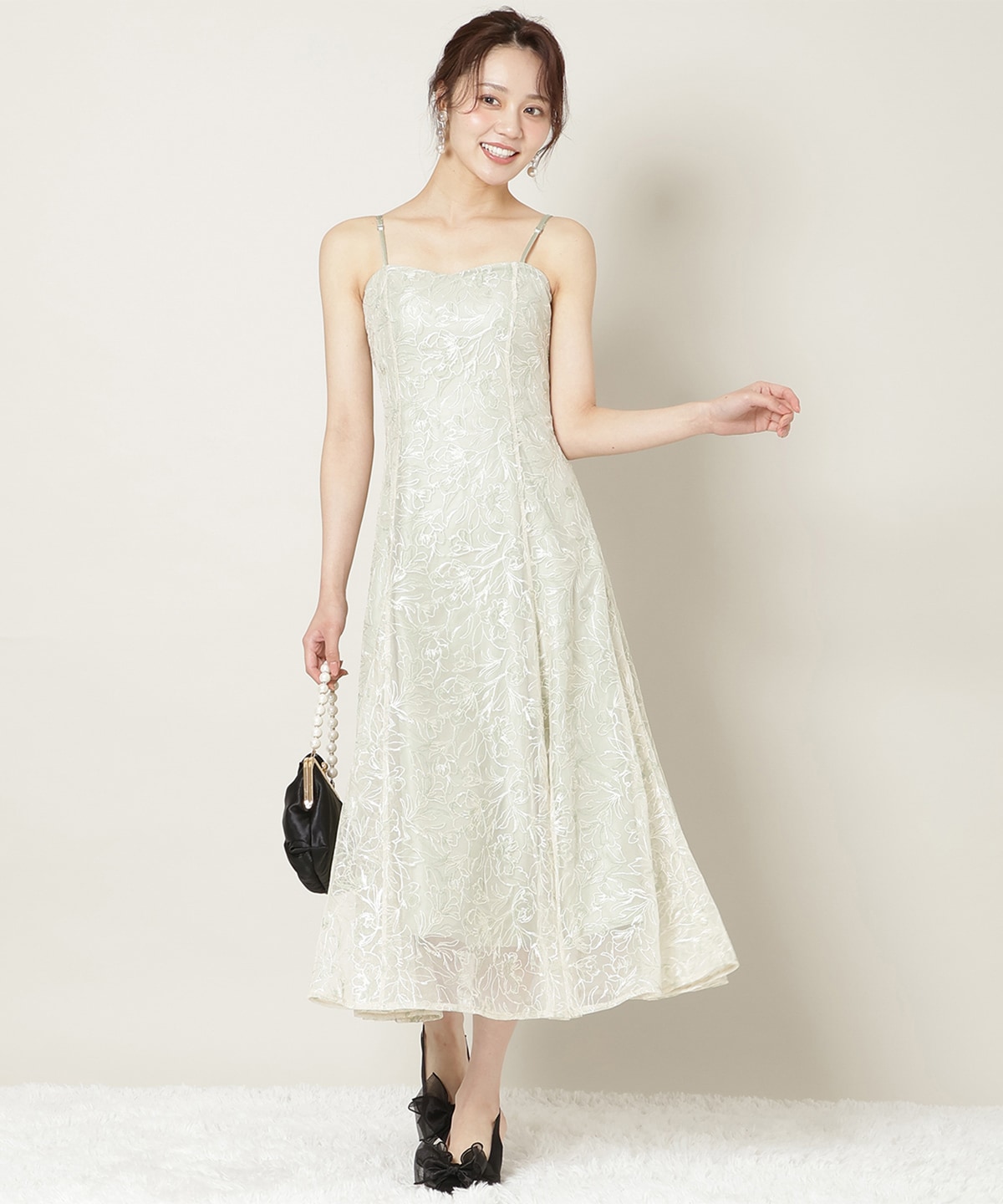 チュールエンブロイダリーワンピース